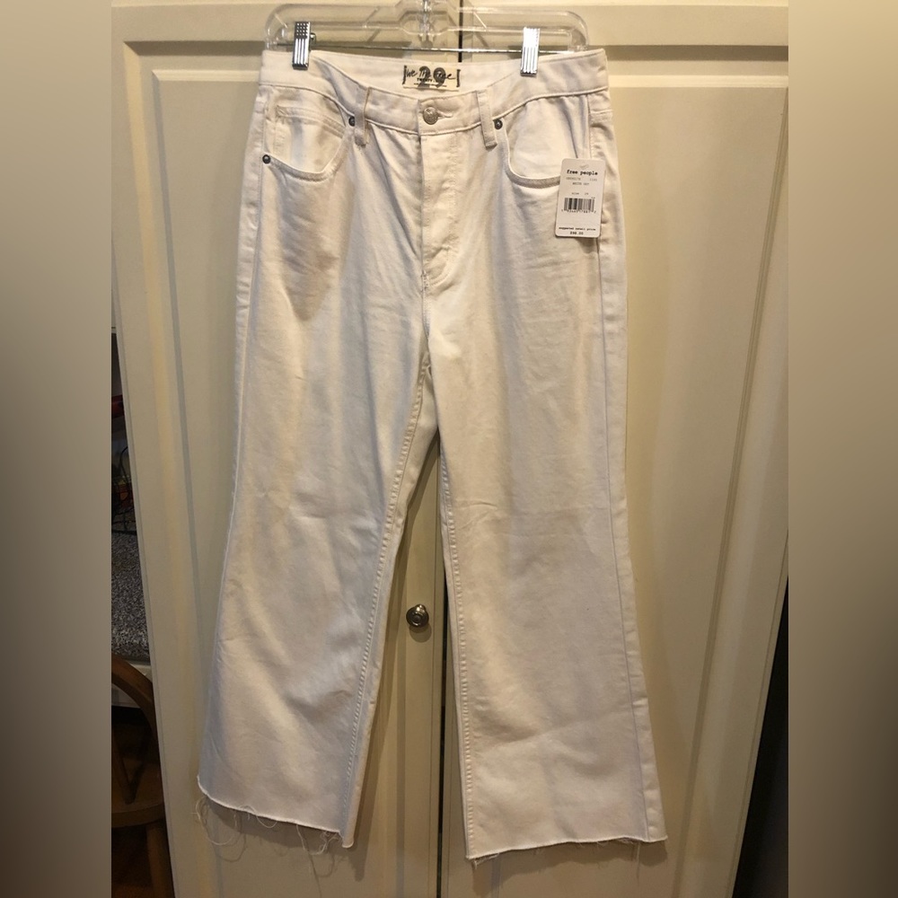 Women’s Size 8 (Size 29) Free People White Wide Leg Button Fly Jeans